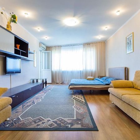 Apartments On Darnitsa Kiev Bilik gambar